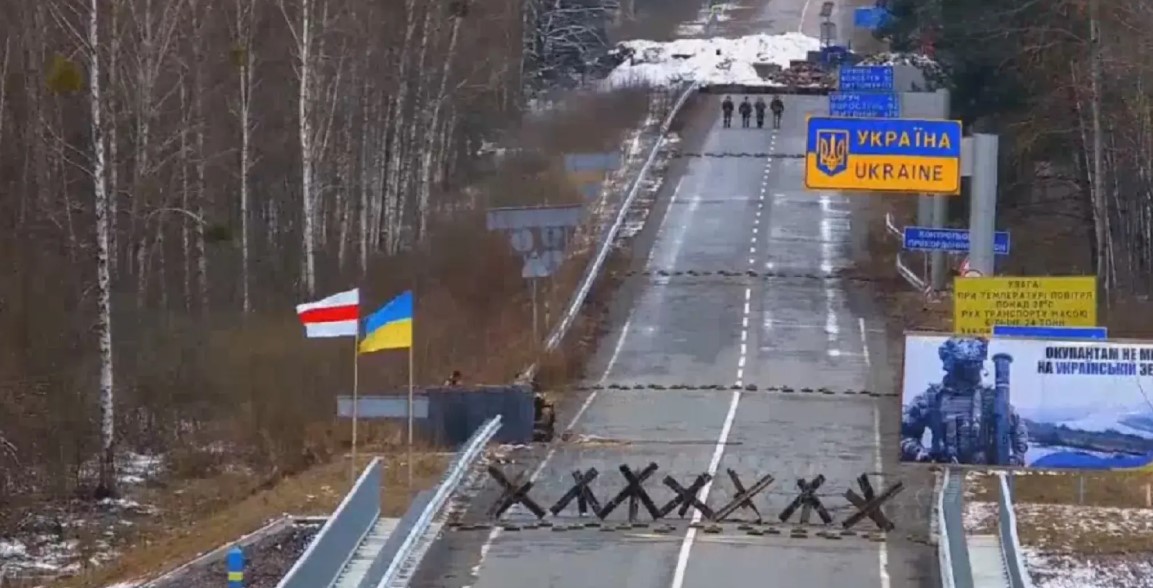 «Будемо реагувати»: Зеленський повідомив про активність з боку Білорусі біля кордону з Україною